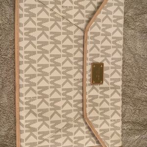 Michael Kors Slim Macbook Sleeve